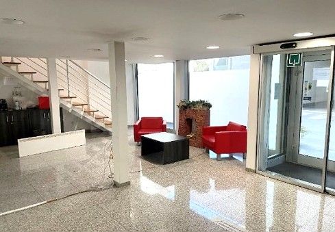 Poslovna stavba AH4, Zagreb (5.757 m2), prodamo